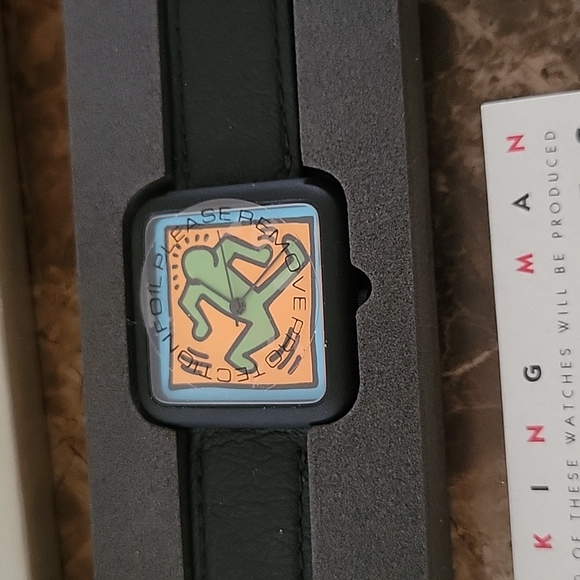 Keith Haring kicking man Art Watch - Picture 3 of 3